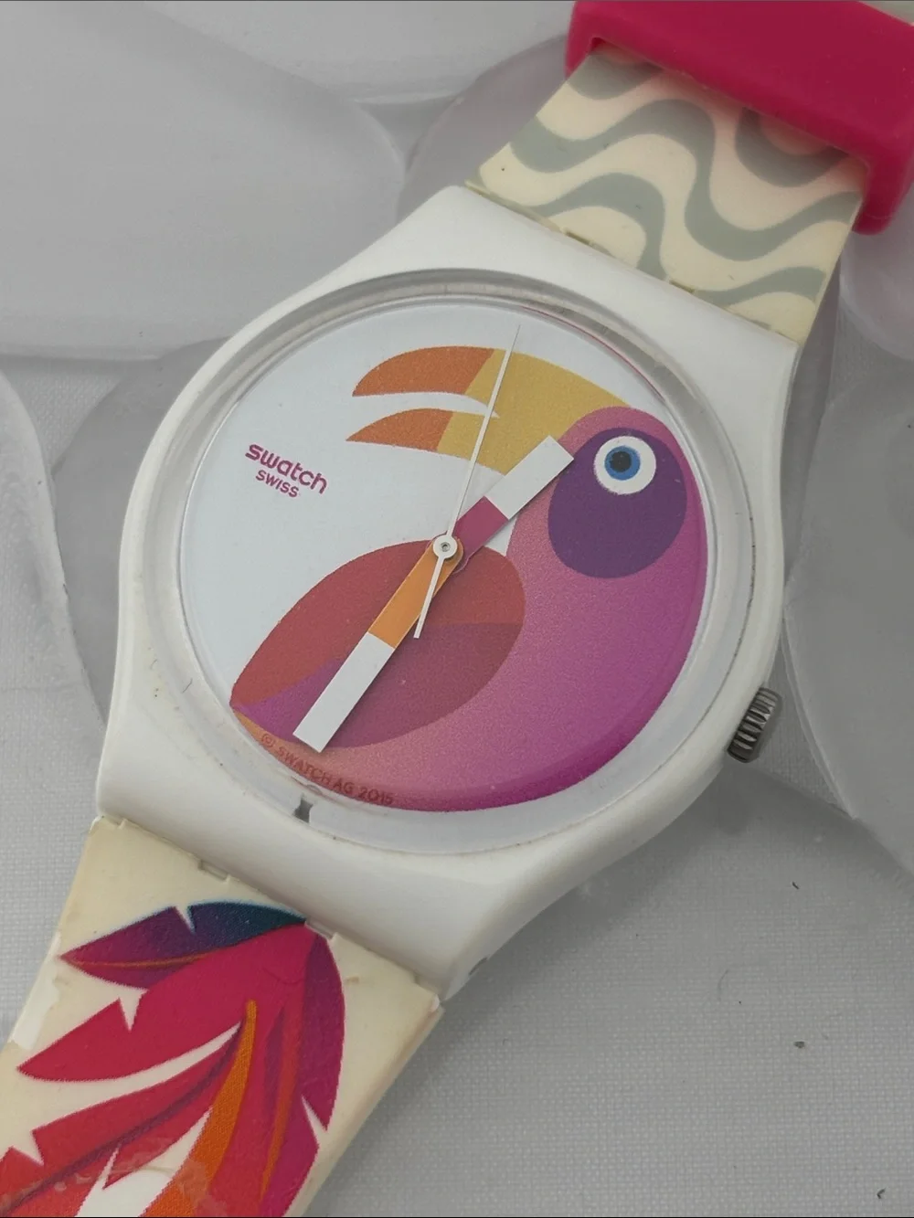 Swatch Watch - GW175 - PAPAGAYE